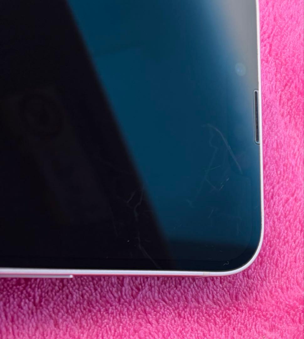 iPhone13 本体　ピンク