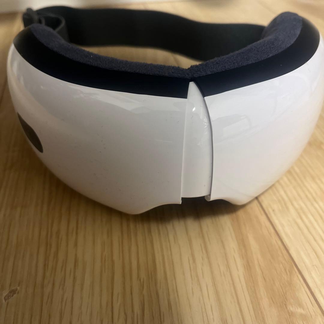 目もとエステ・マッサージャー ホワイト　アイマスク