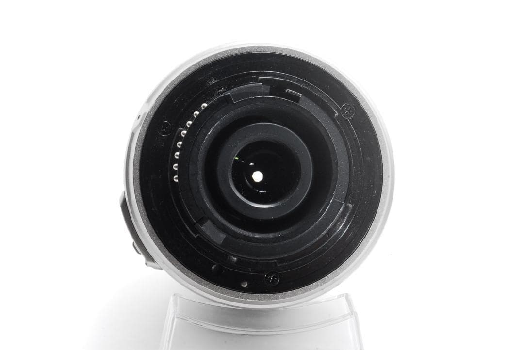 Nikon D40 標準レンズセット 初心者向け【極軽量×簡単操作】