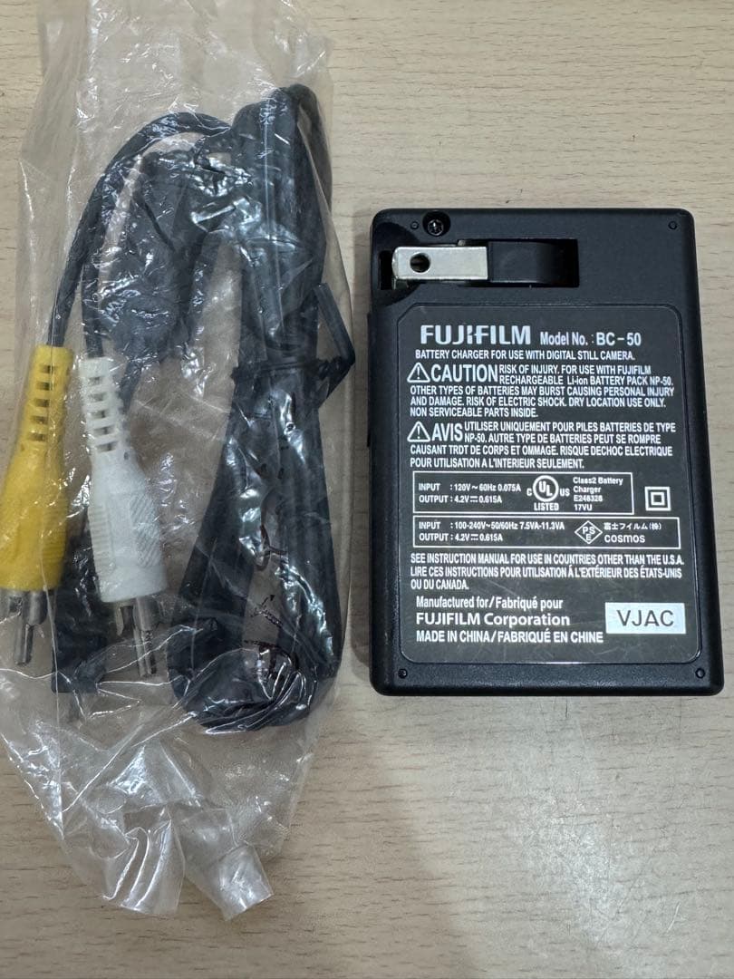 FUJIFILM FINEPIX 12.0メガピクセル