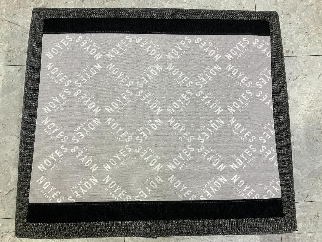 NOYES 2人掛けソファ 片側アーム オットマン付き グレー