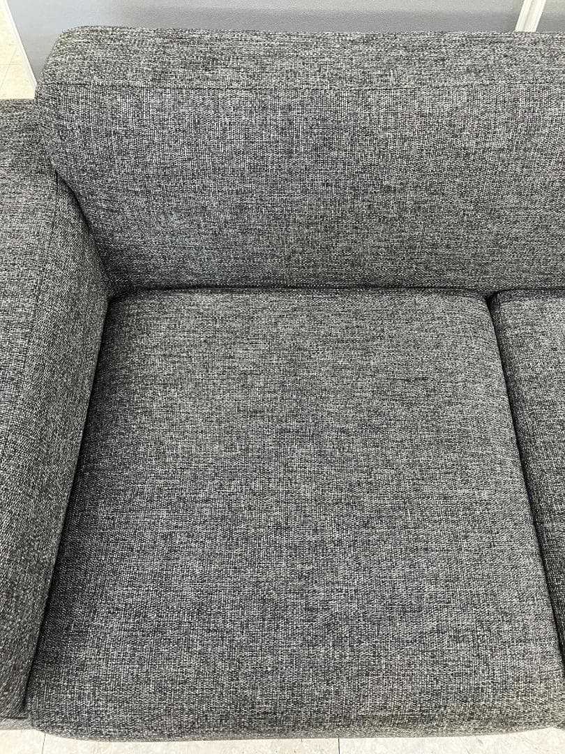 NOYES 2人掛けソファ 片側アーム オットマン付き グレー