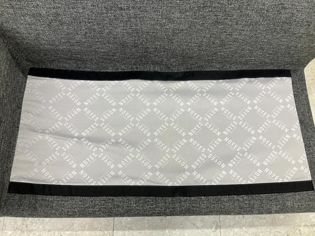 NOYES 2人掛けソファ 片側アーム オットマン付き グレー