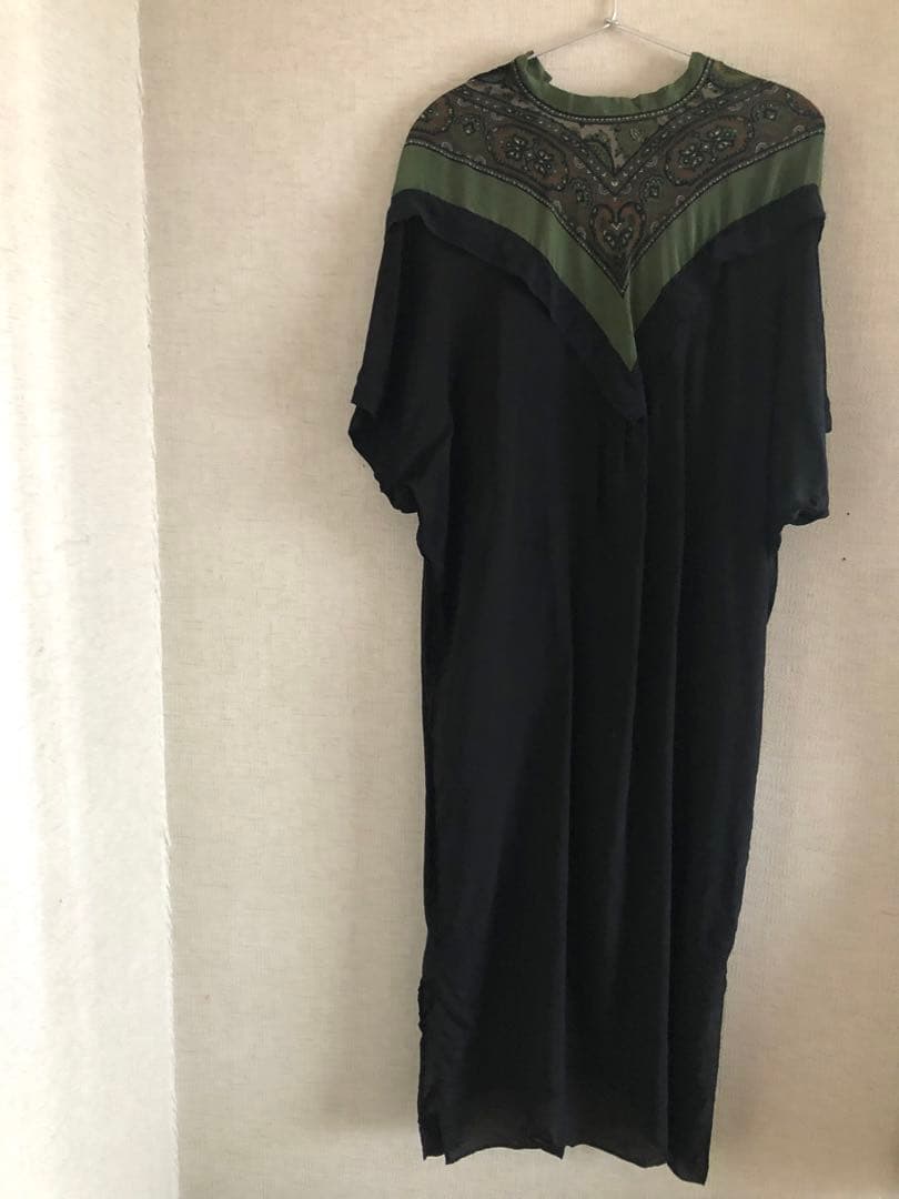 toss! スカーフ　ワンピース