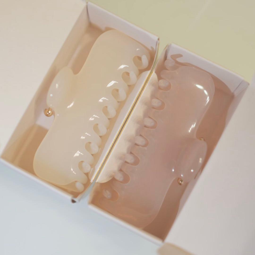 【新品】UNDO HAIRWARE ヘアクリップ　NO.4