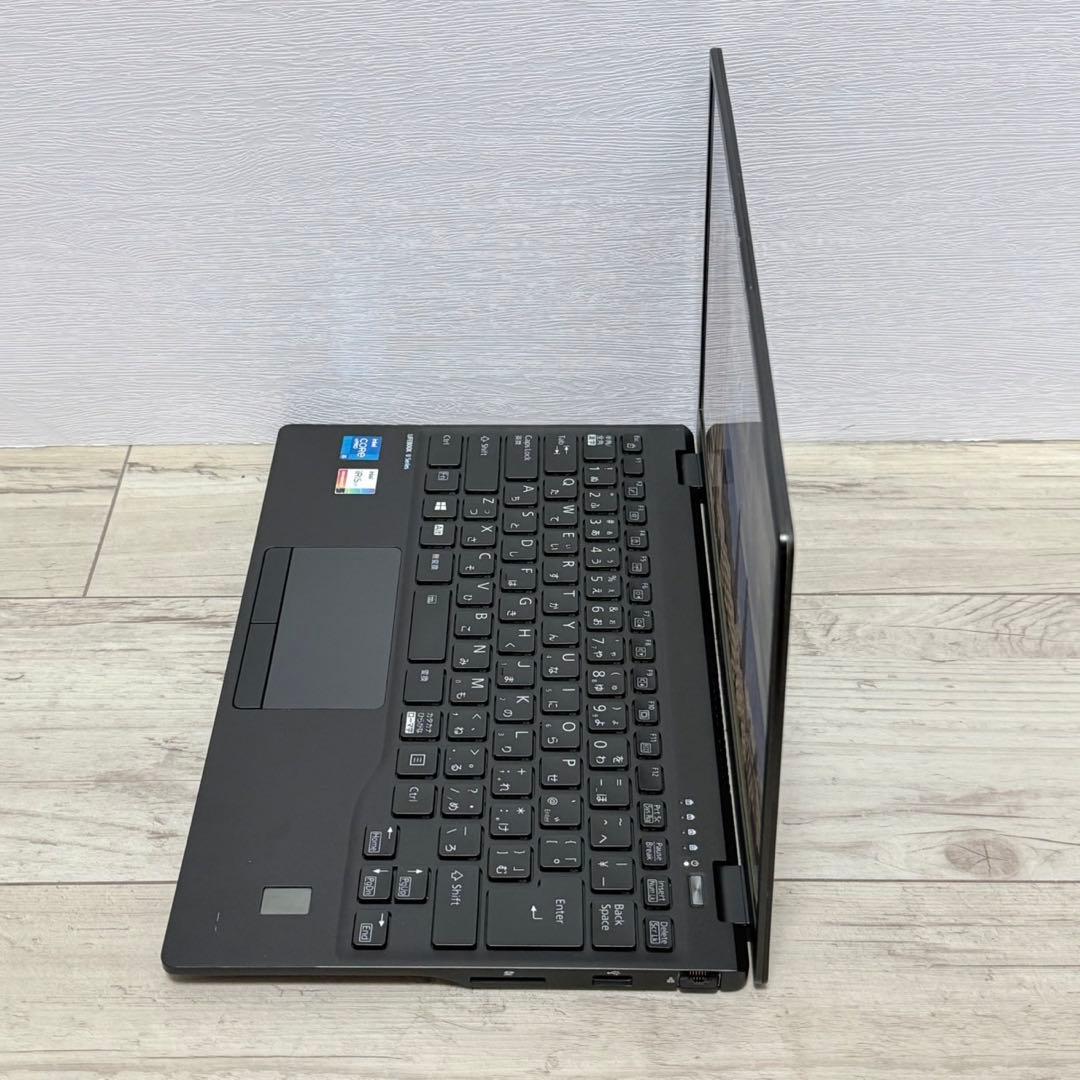 【超軽量・LTE】富士通 U9311/F 第11世代i5/8GB/256GB