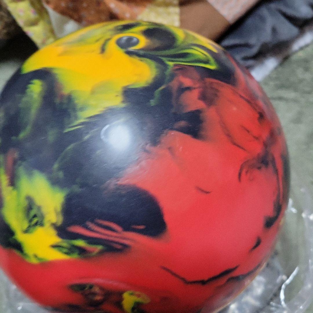 新品(未使用)MOTIV ASCEND ボウリングボール15ポンド