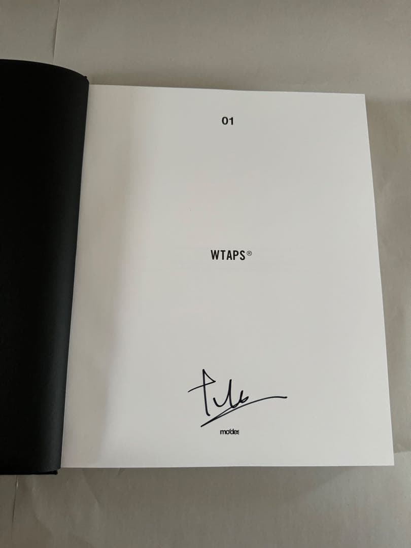 【TET（西山徹）氏サイン入り】2,000部限定 「WTAPS® 01」