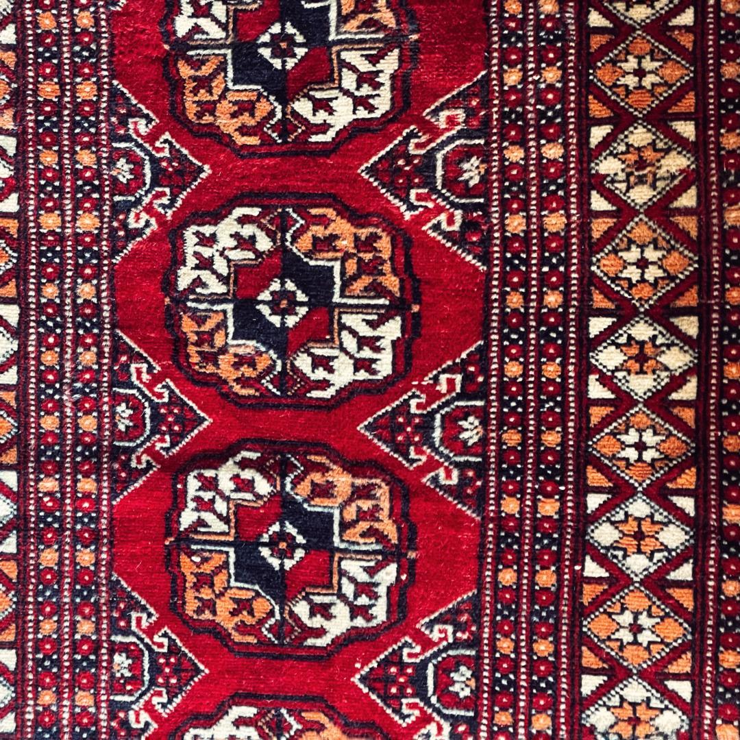 【月末セール】 115×72アフガニスタントルクメン手織りヴィンテージラグギュル