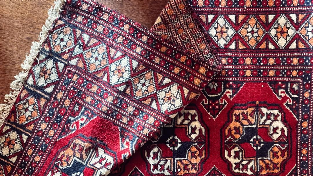 【月末セール】 115×72アフガニスタントルクメン手織りヴィンテージラグギュル