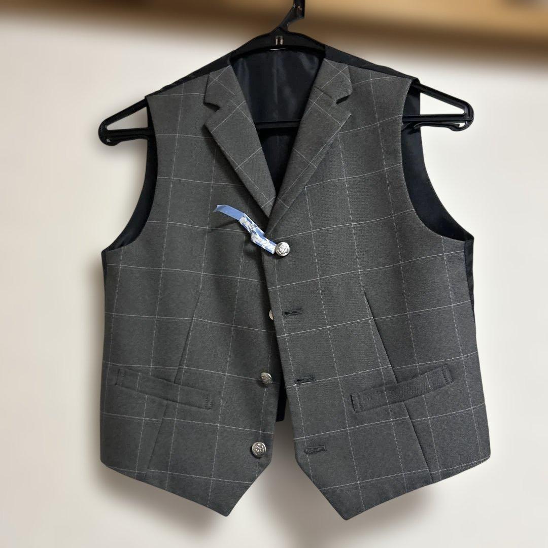 【nya☀︎美品】ワンダーファクトリー　150cmスーツ