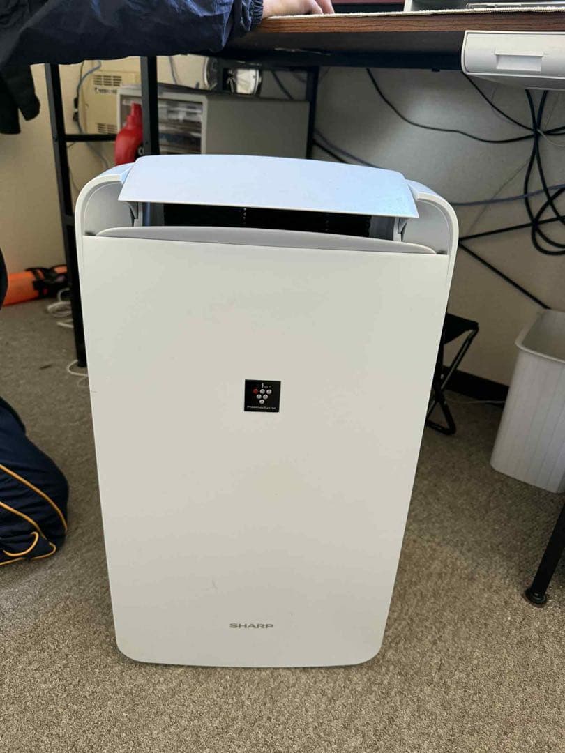 シャープ 衣類乾燥 除湿機 CV-P120-W