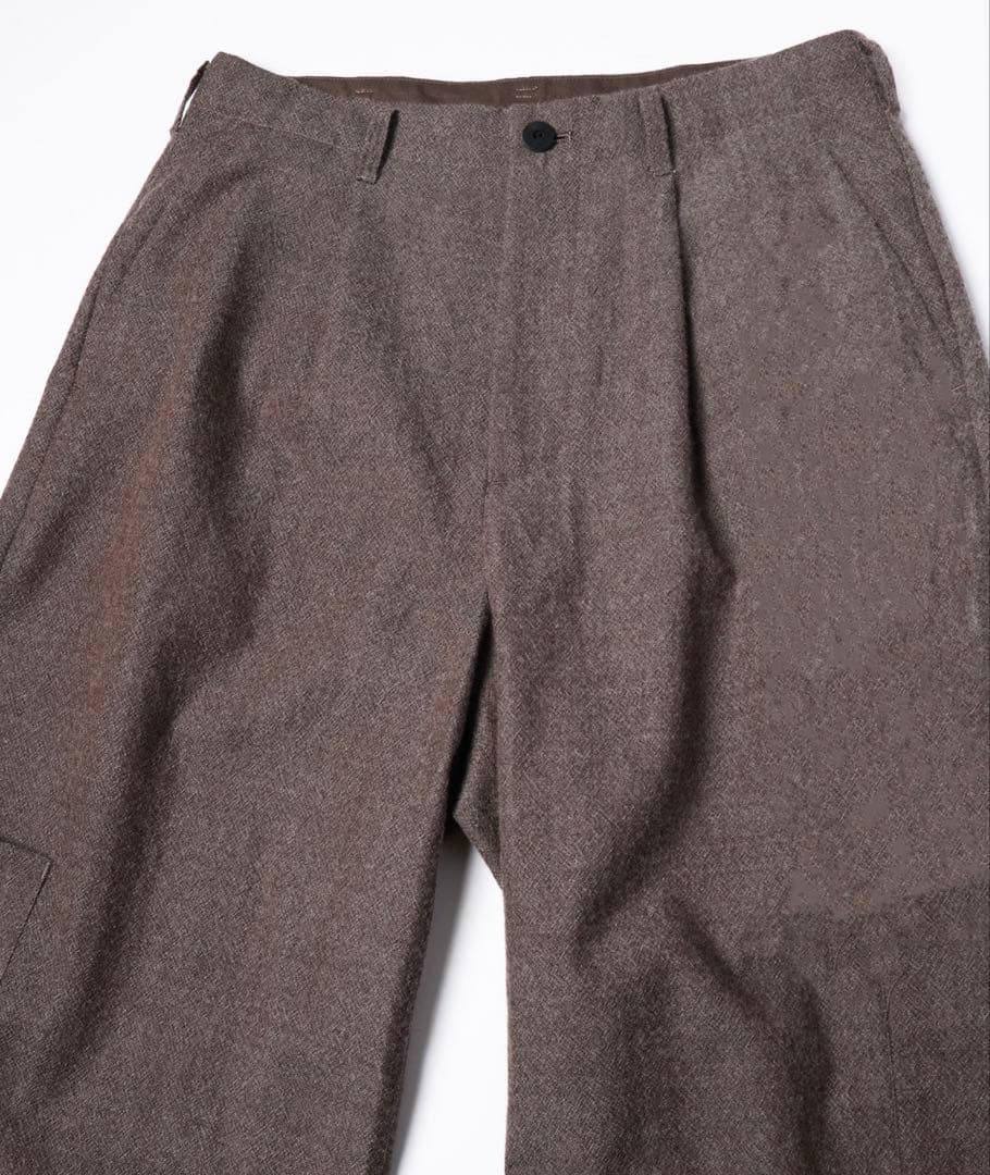 2024AW ドゥルカマラ　メンズ　よそいきカーゴパンツ