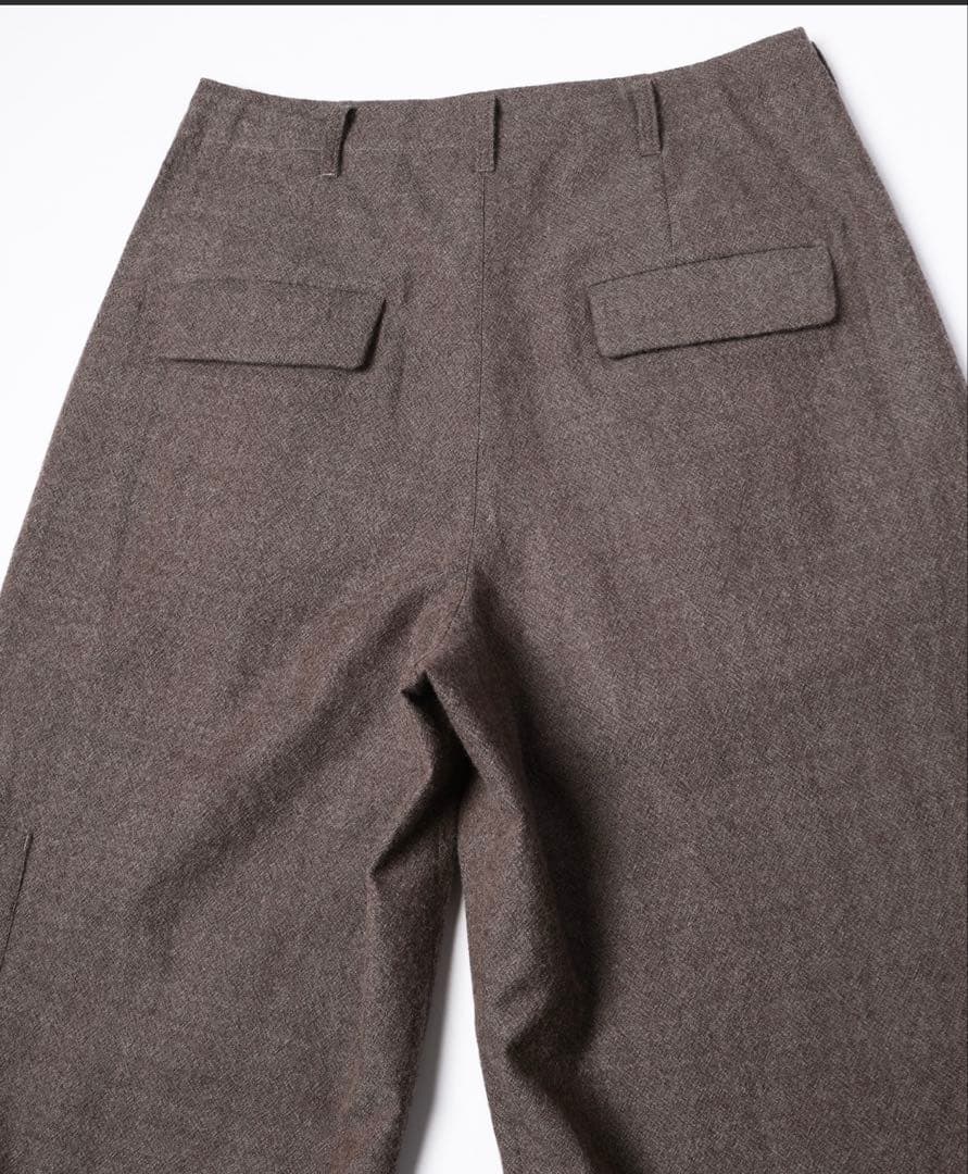 2024AW ドゥルカマラ　メンズ　よそいきカーゴパンツ