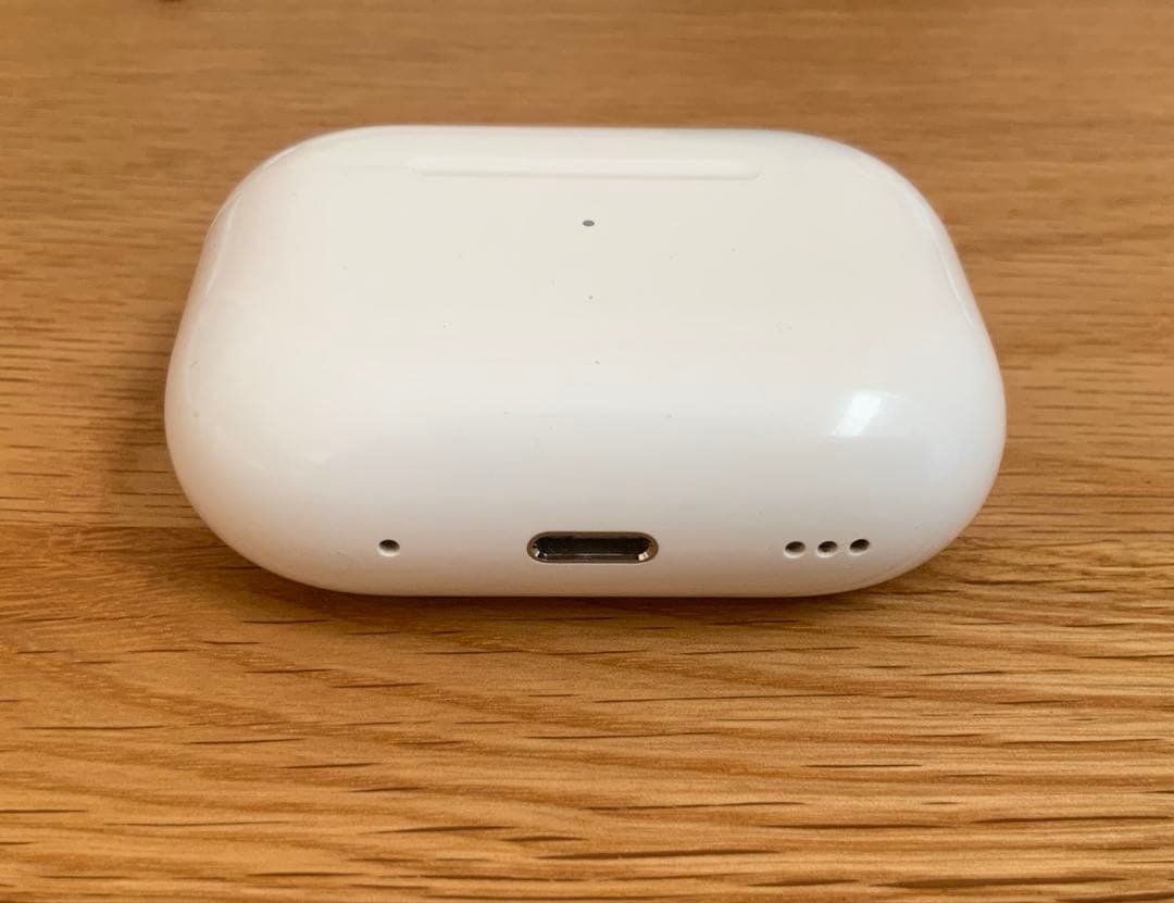【綺麗】Apple AirPods Pro 第2世代　★イヤーチップ全て新品★