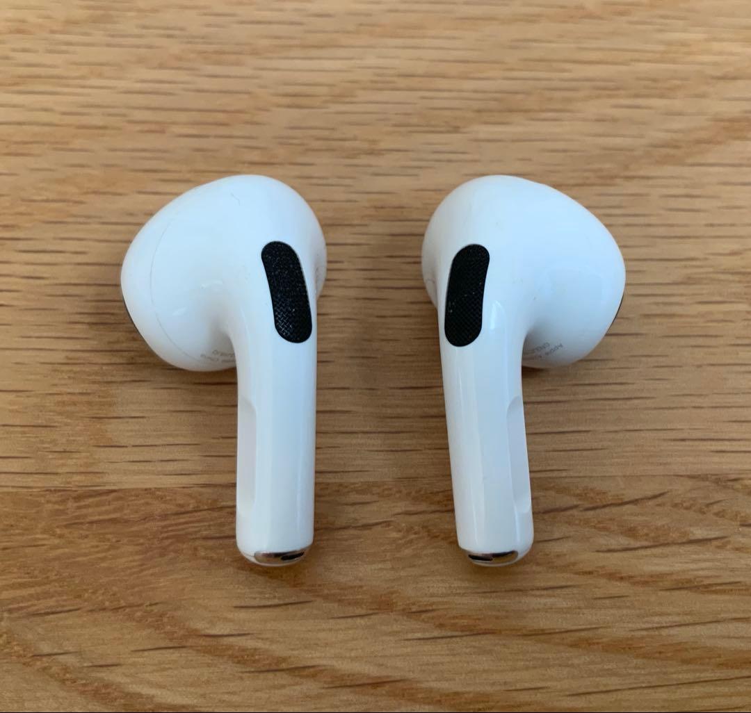 【綺麗】Apple AirPods Pro 第2世代　★イヤーチップ全て新品★