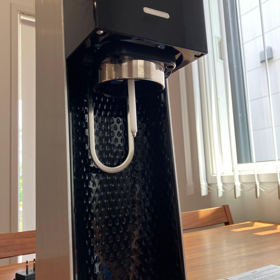 【SodaStream 】炭酸水メーカー ブラック シルバー