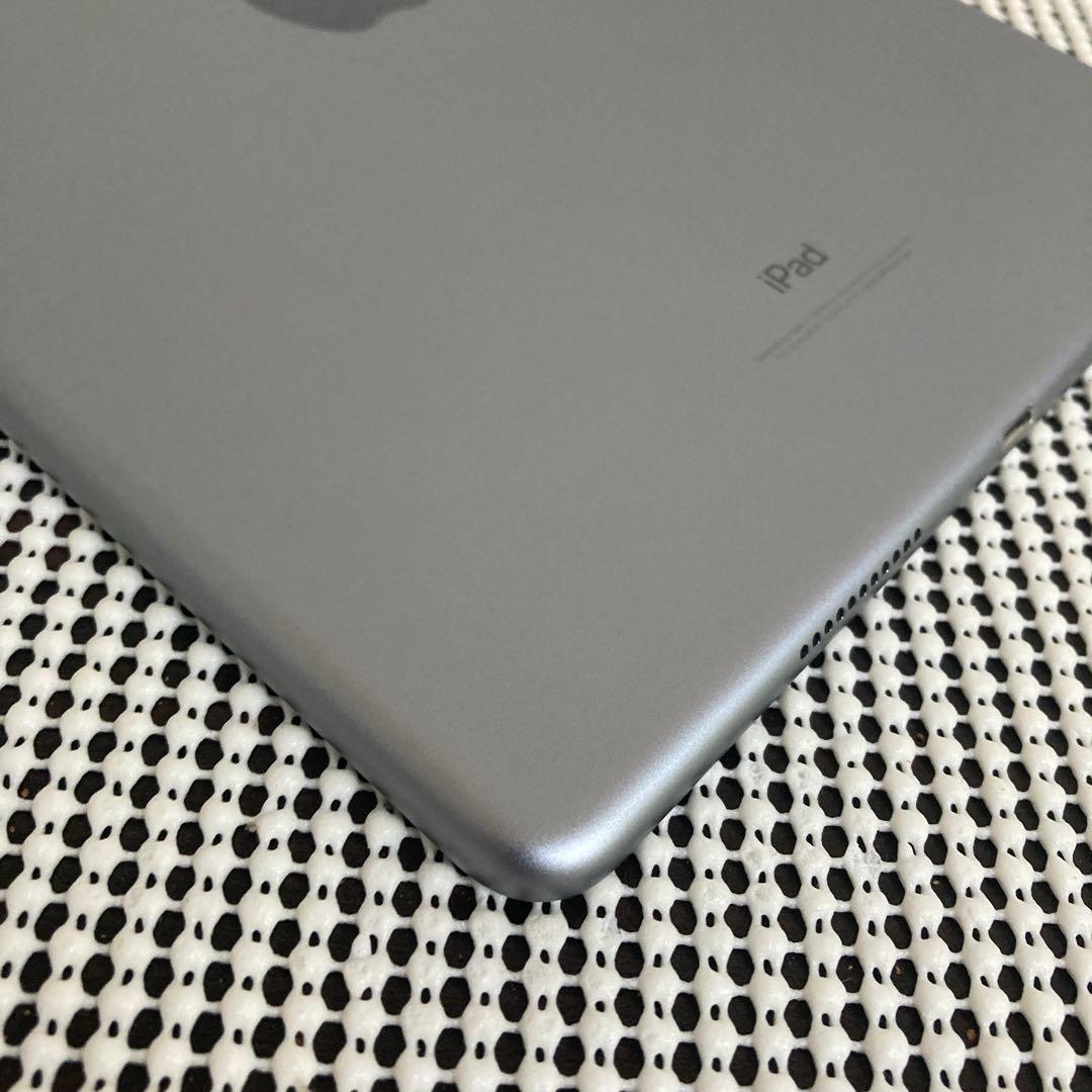 2378 電池良好☆比較的美品☆iPadPro64GB10.5 WIFIモデル☆