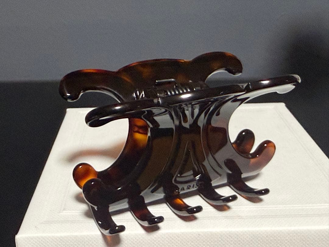 CELINE ヘアクリップ