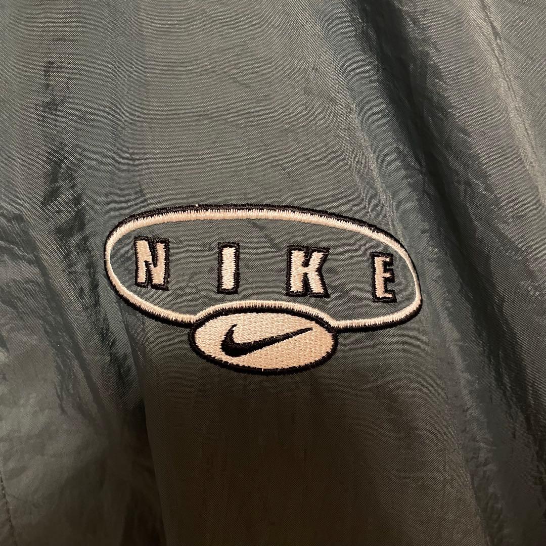 970【人気Lサイズ】ナイキ♤刺繍ロゴ　90s 銀タグ　ナイロンジャケット　希少