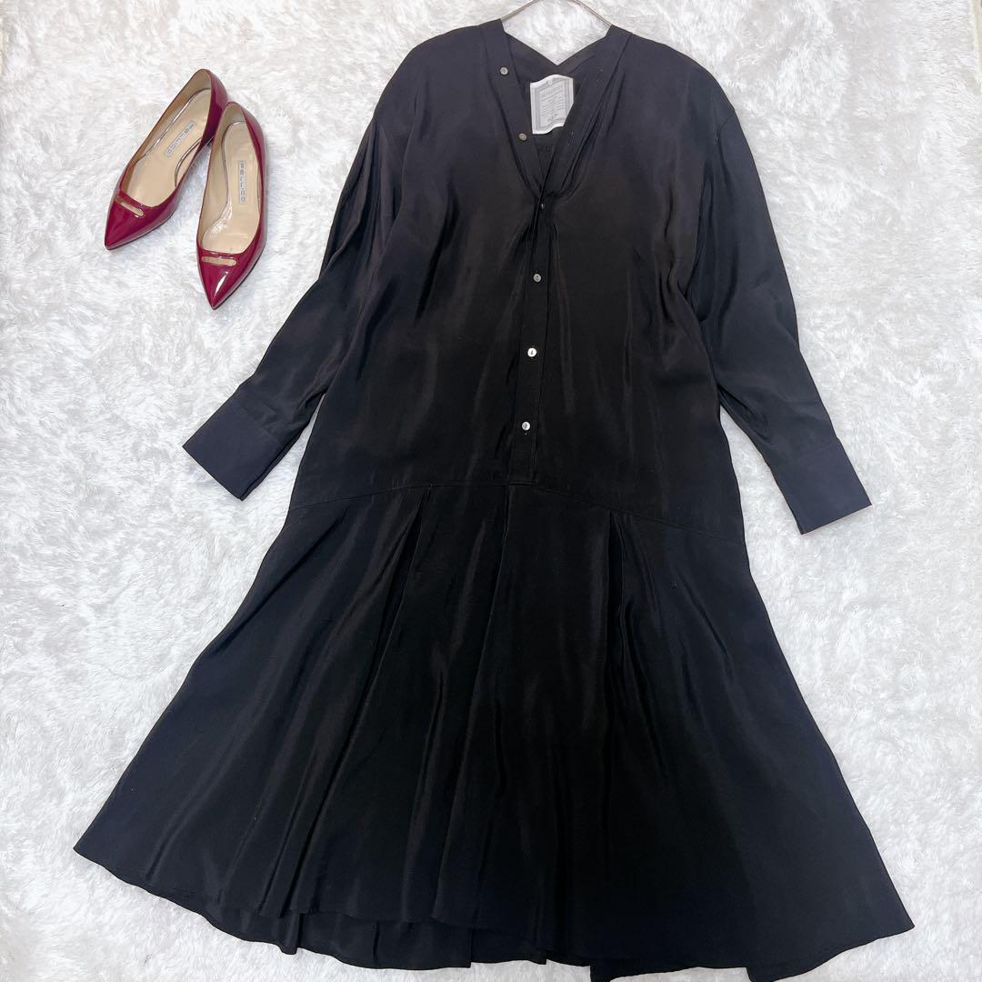 美品✨2024SS✨BEARDSLEY カラーレスシャツワンピース フレア 黒