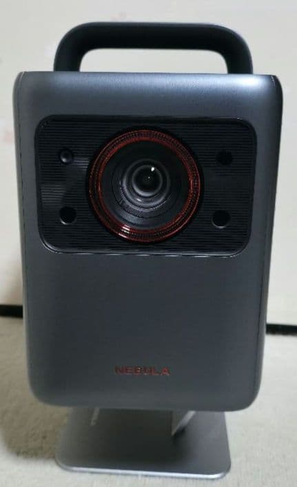 Nebula Cosmos Laser 4K スタンド付き