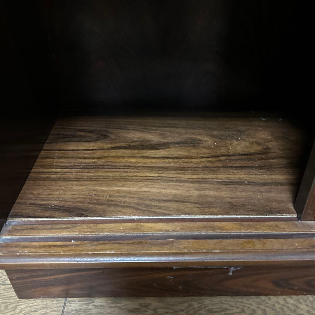 昭和レトロ 木製ガラス扉付きディスプレイキャビネット　８月１７日まで