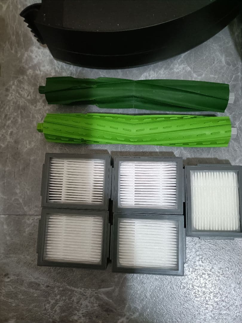 U*2様 iRobot Roomba i7 ルンバ ロボット掃除機本体　　充電器