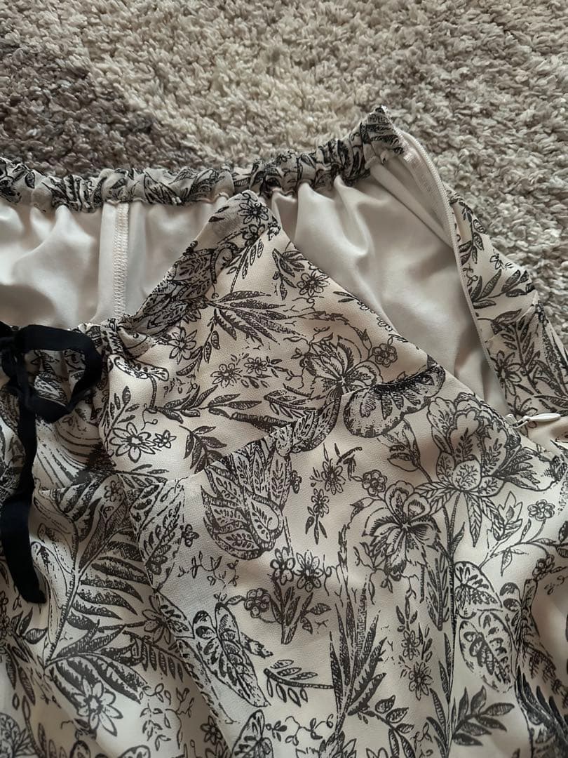 BEARDSLEY ガウチョパンツ　スカート見え　シフォン生地