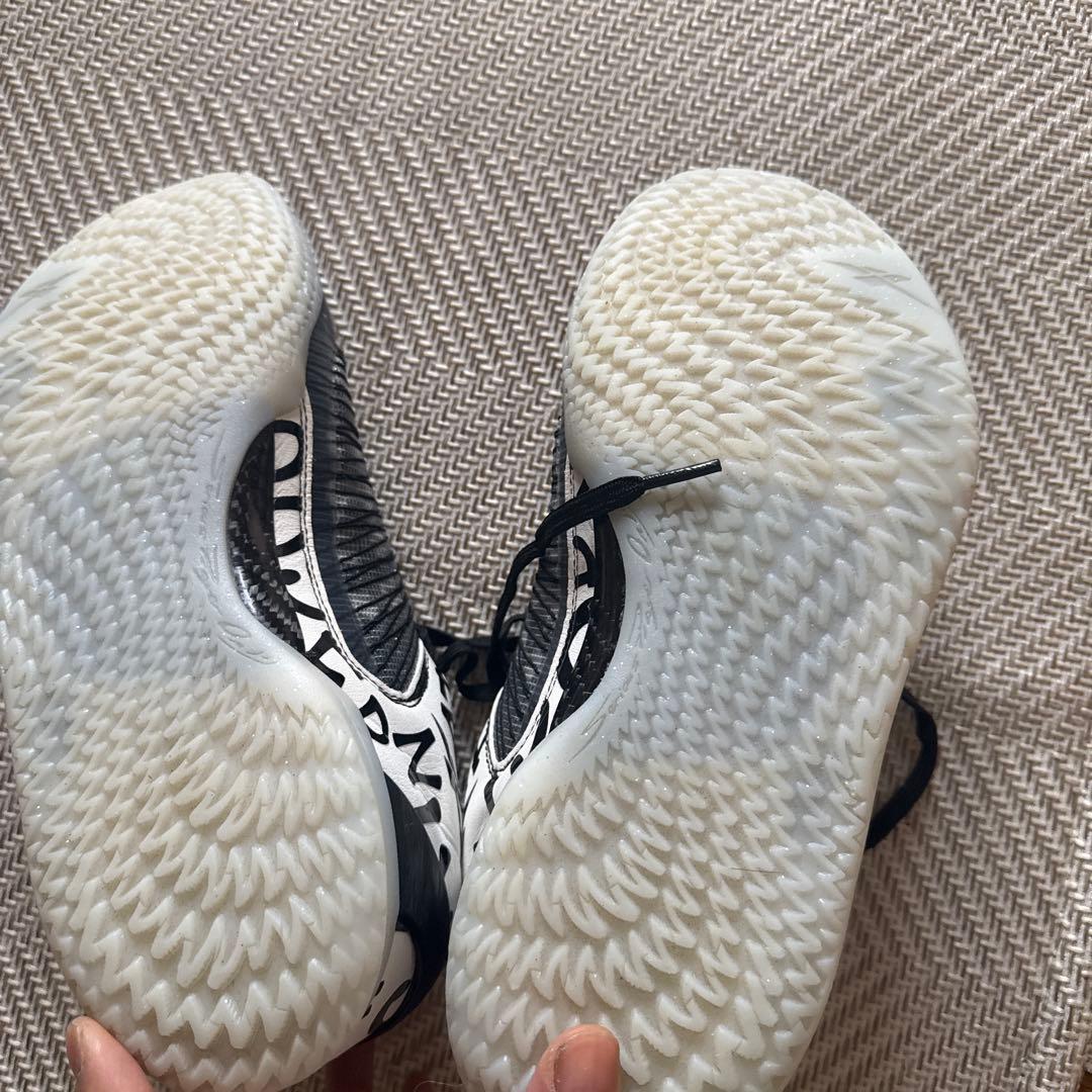 プレイヤー1プラス バスケットボールシューズ ブラック/ホワイト