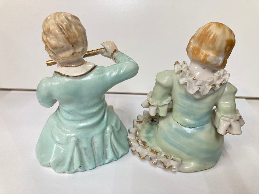 ［値引き中］フルート少年と花少女の陶器像