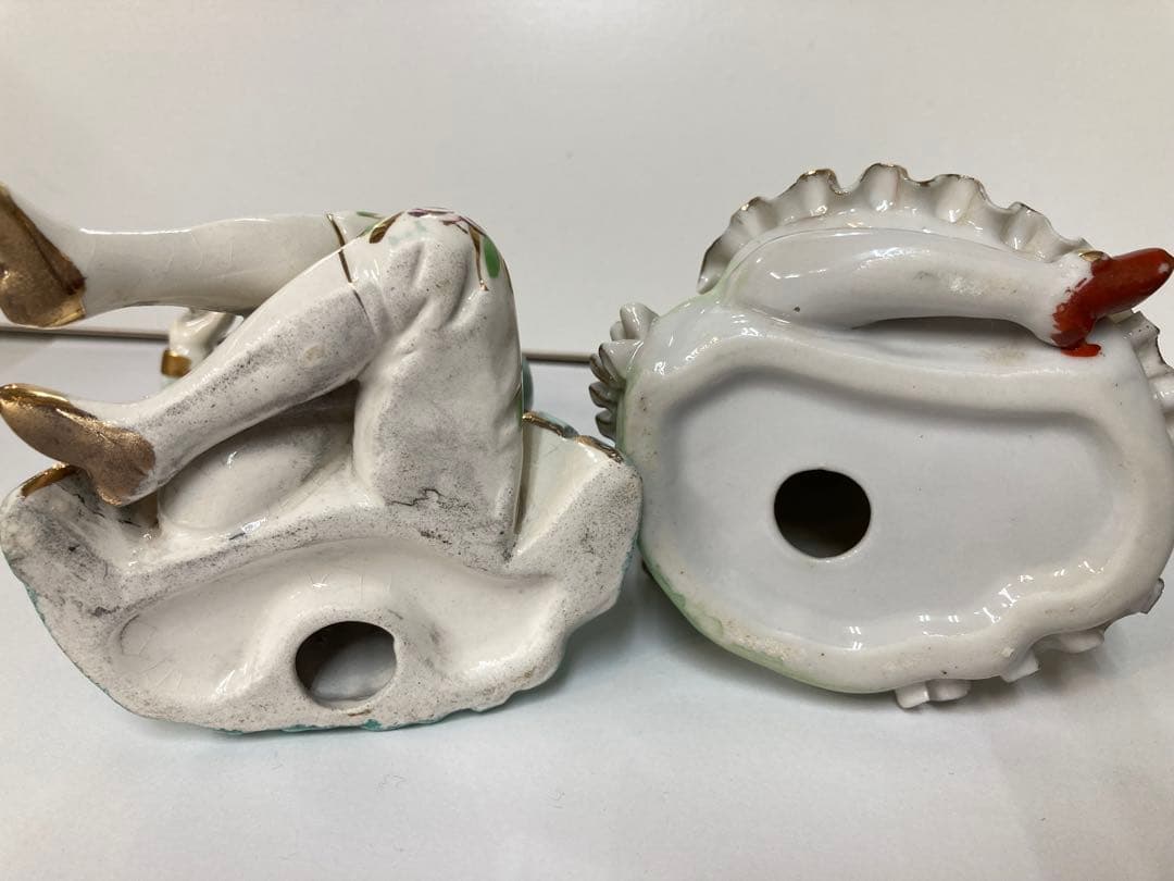 ［値引き中］フルート少年と花少女の陶器像