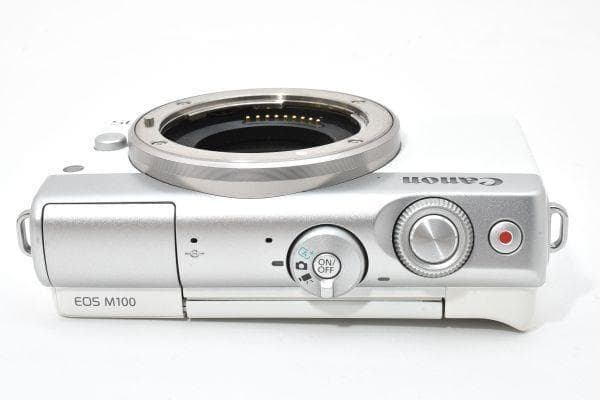 【美品】キャノン Canon EOS M100 ダブルレンズキット ミラーレス