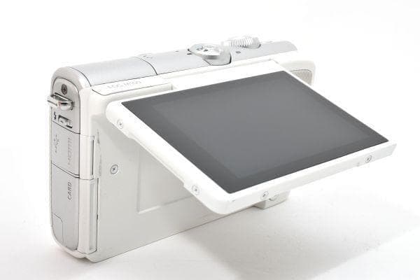 【美品】キャノン Canon EOS M100 ダブルレンズキット ミラーレス