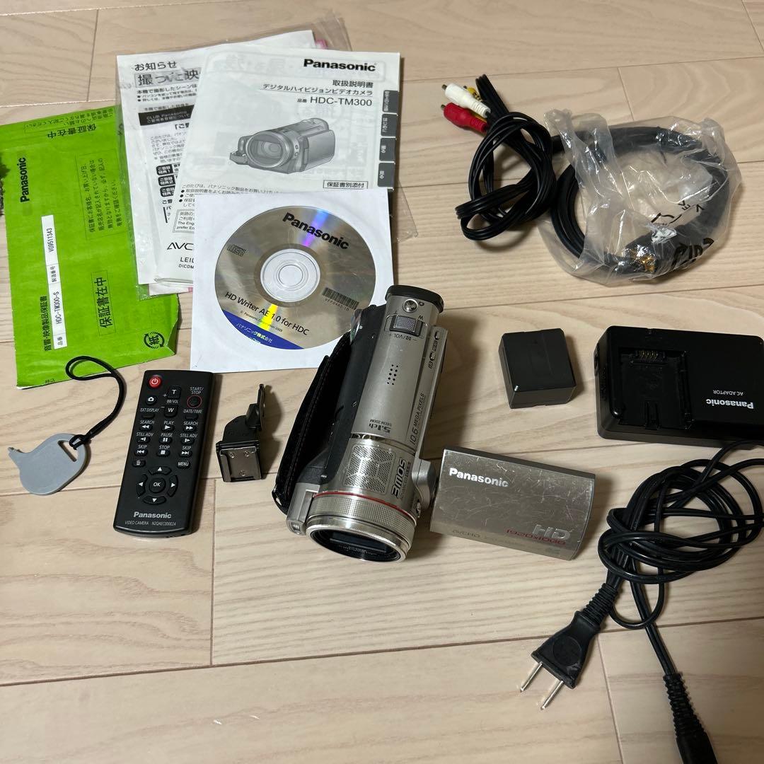 パナソニック　ビデオカメラ　HDC-TM300