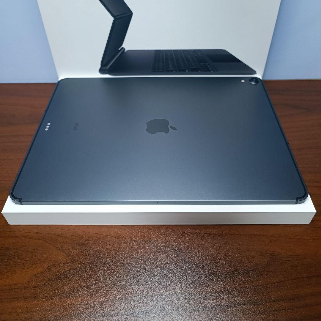 美品 iPad Pro 12.9 第3世代 WiFi Simフリー256GB