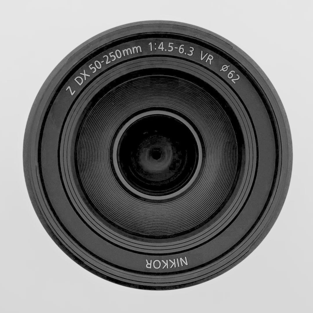 Nikon Z50 ミラーレスカメラ ダブルズームキット +純正バッテリー2個付