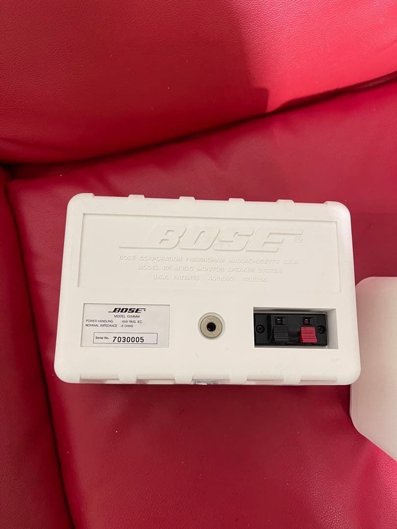 スピーカー・ウーファー Bose 101MMW