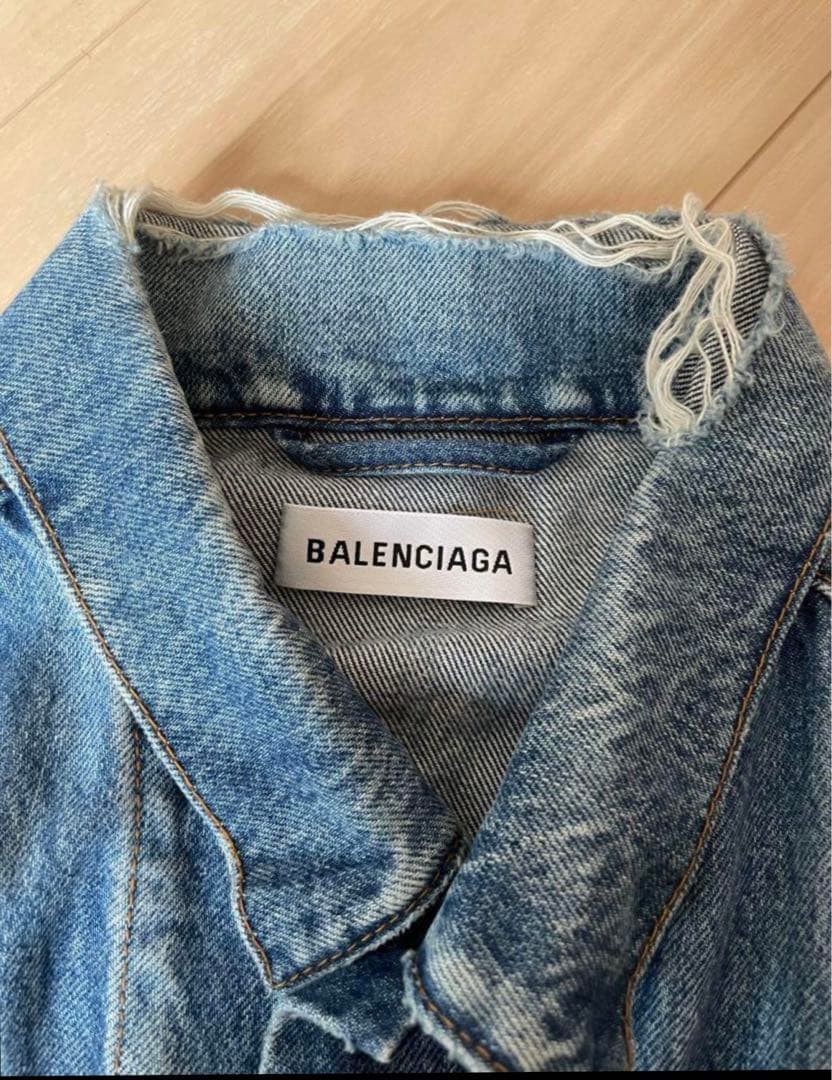バレンシアガ　デニムジャケット