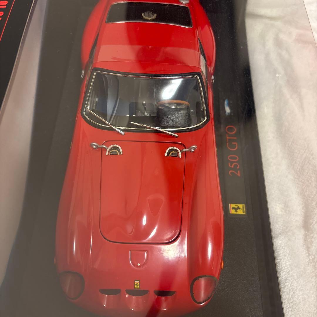 Ferrari 250 GTO 1/18 スケール ELITE