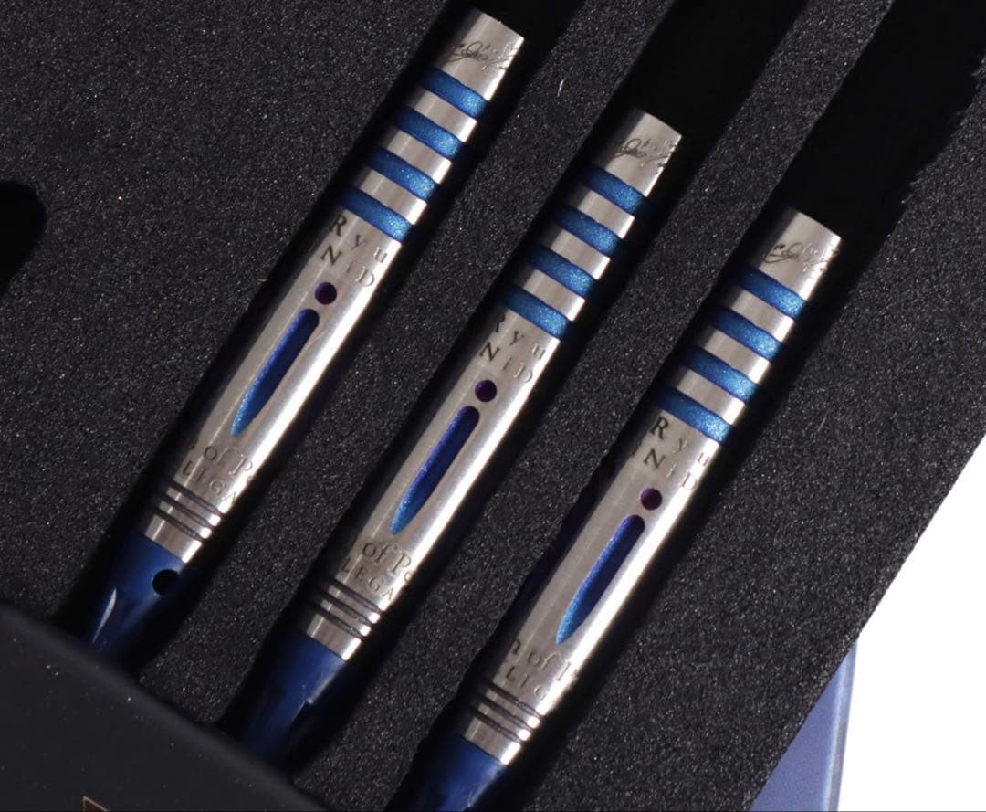 ナ*ナ様 ザ ロイヤル AKARI レガシー 大城明香利モデル 2BA