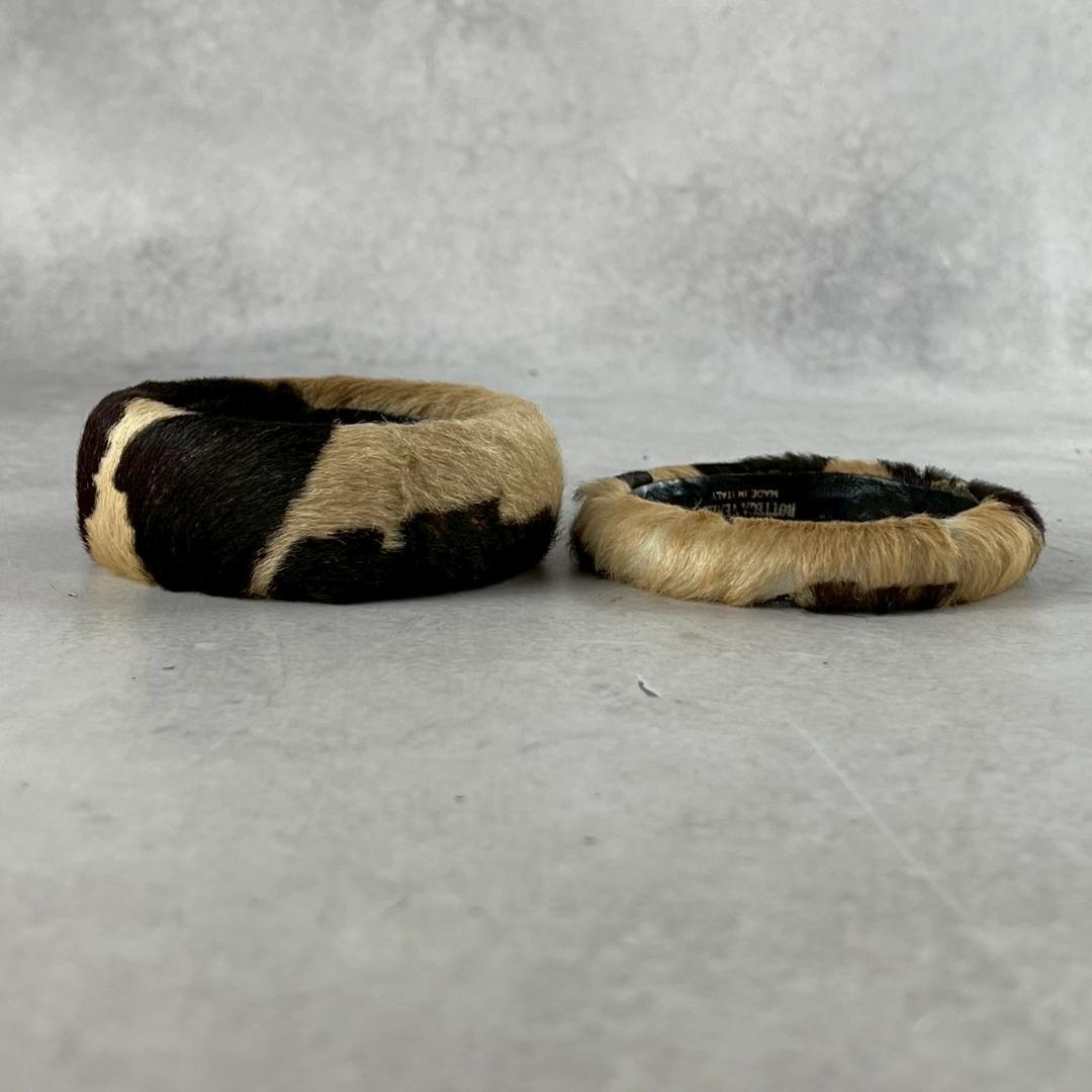 希少　ボッテガヴェネタ　ヘアカーフ　レザー　バングル　ファー　２個セット 細太