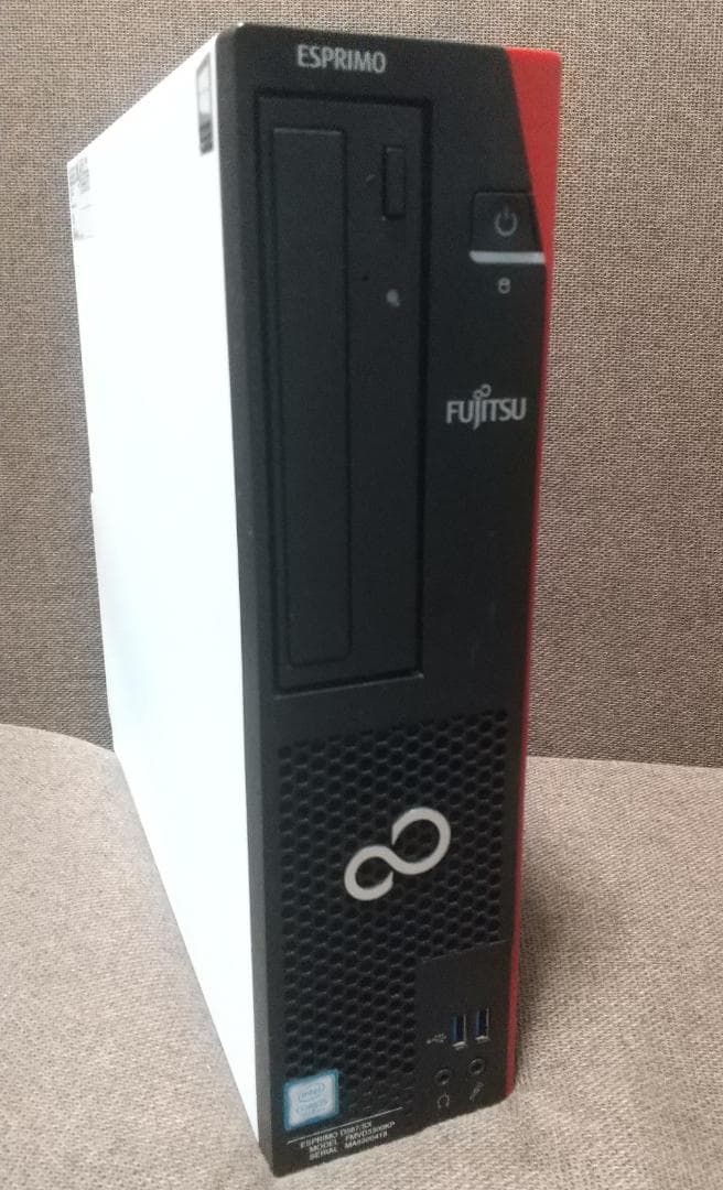 富士通　ESPRIMO D587/SX i5-7500