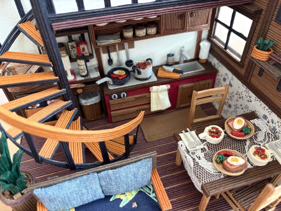 エコクラフト　紙バンド　ミニチュアダイニングキッチン