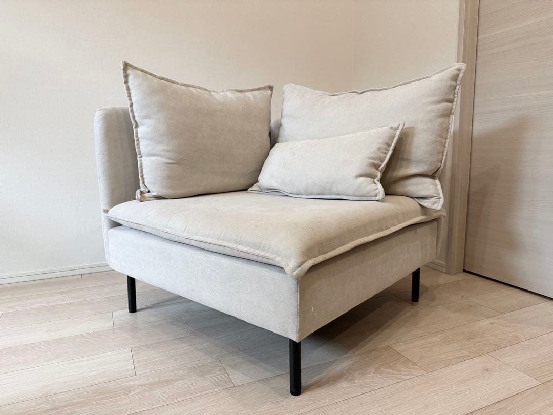 1人掛けソファ（配送なしの場合の価格: 6500円）