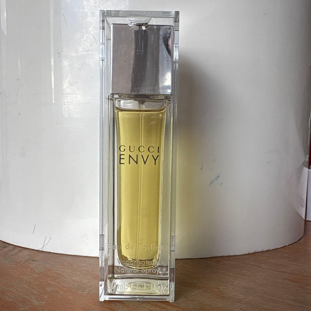 GUCCI ENVY オードトワレ 30ml グッチ　エンヴィ　香水　ケース付き