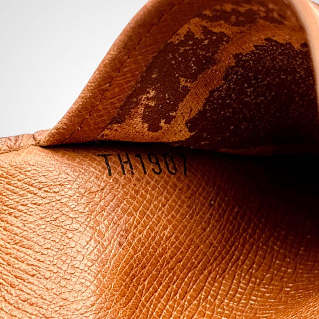 ルイヴィトン モノグラム ポルトトレゾールインターナショナル 長財布 廃盤モデル