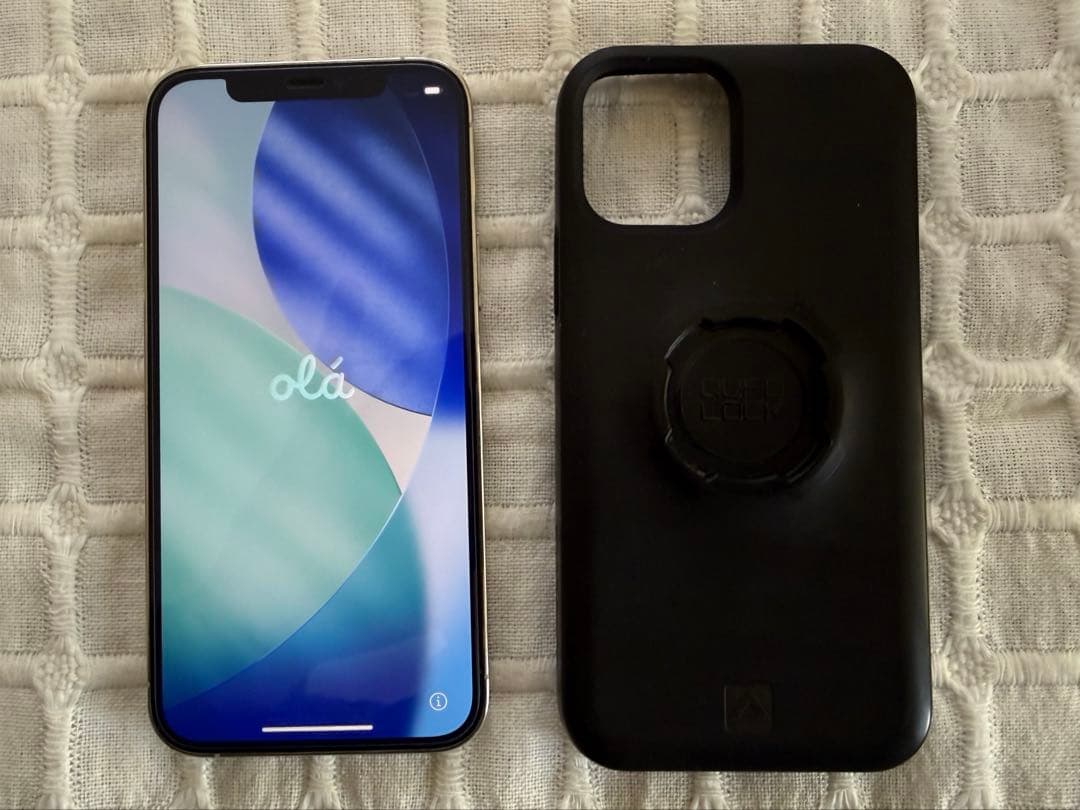 iPhone 12 Pro 256GB SIMロック無、QUAD LOCKケース