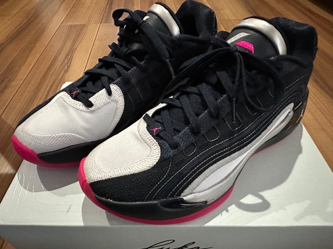 Luka 4 バスケットボールシューズ ネイビー/ホワイト/ピンク