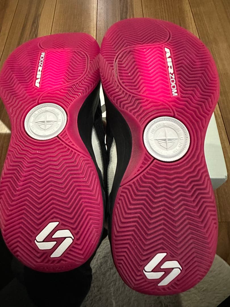 Luka 4 バスケットボールシューズ ネイビー/ホワイト/ピンク